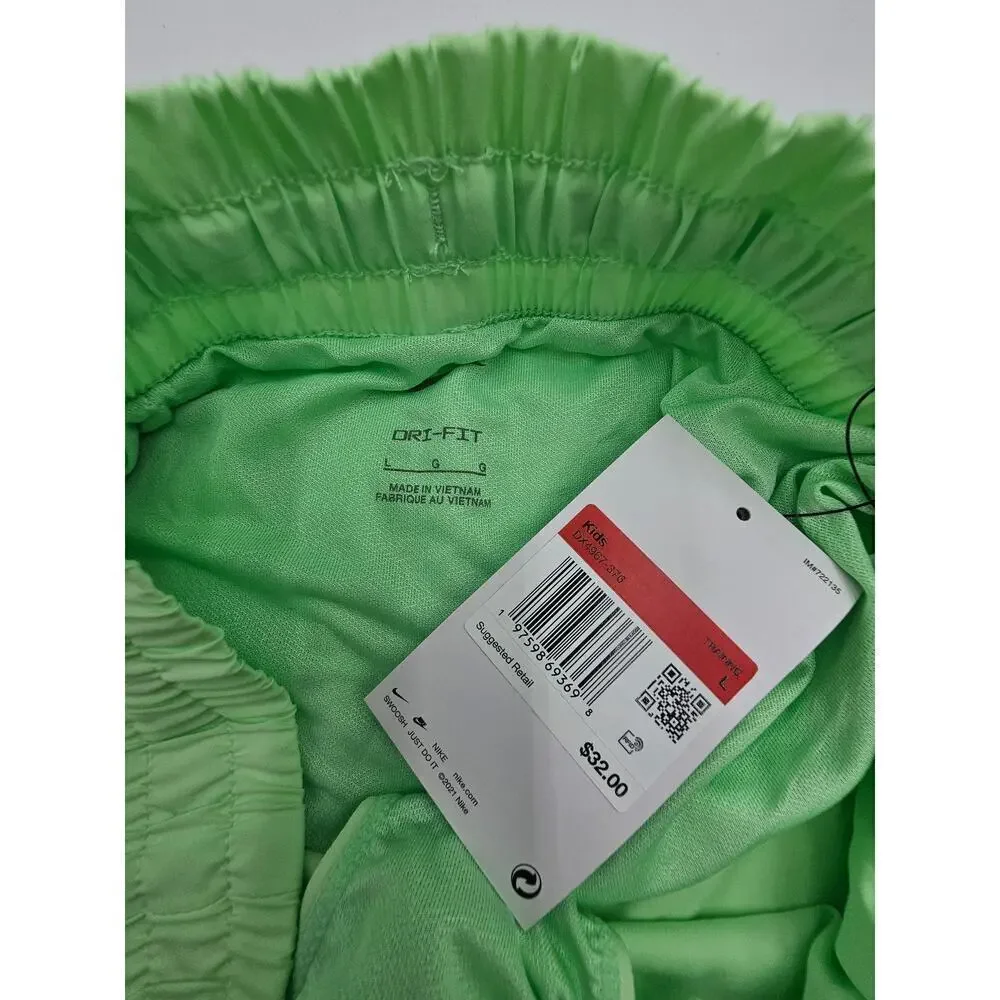 Nike One Girl's Size L Loose Fit Green Shorts